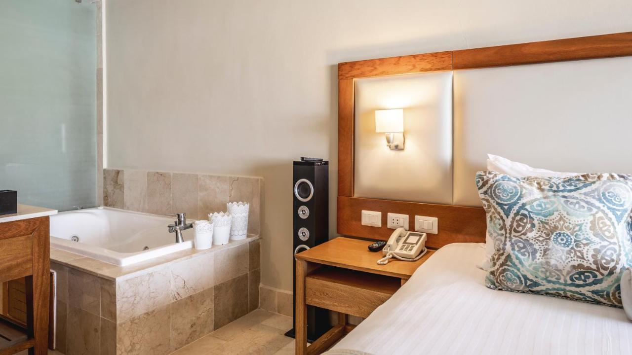 Be Live Collection Canoa Bayahibe Zewnętrze zdjęcie A bathroom at the hotel